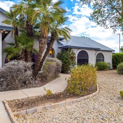 Stunning Royale - Glendale
