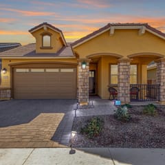 Stunning Queen Creek