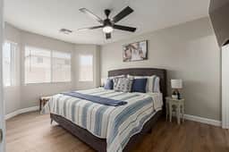 Stunning Willow - El Mirage - Image 5