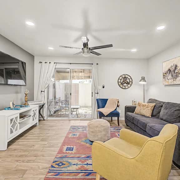 Stunning Parkway - Scottsdale - Image 1