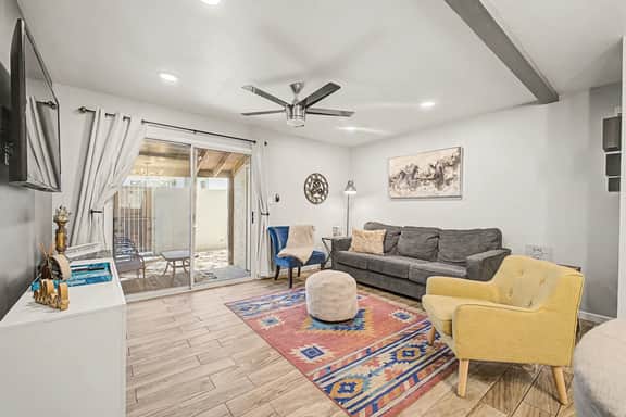 Stunning Parkway - Scottsdale - Image 5